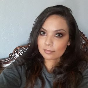 Meet your Posher, Dulce